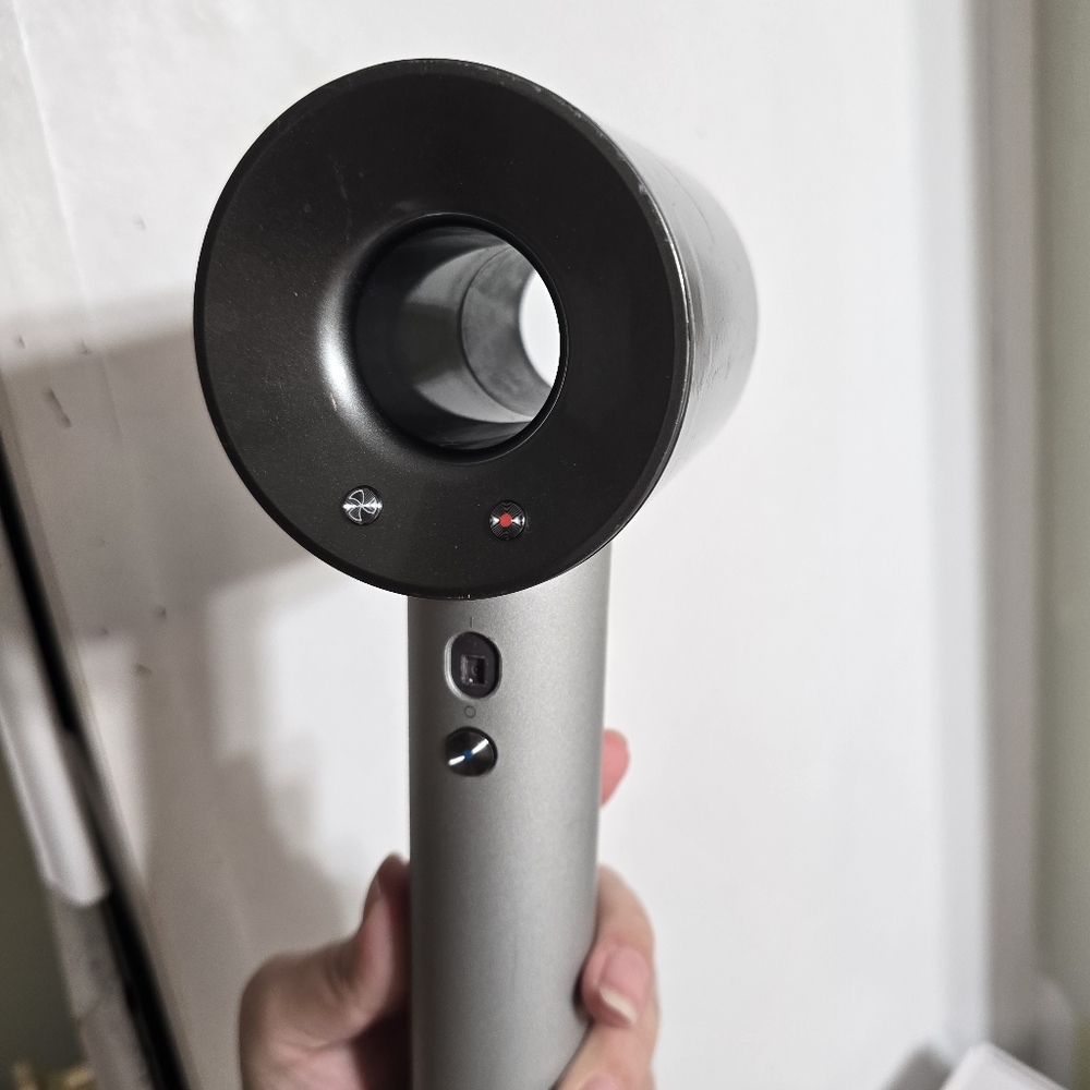Dyson Professional Hair Dryer - Picture 2 of 8